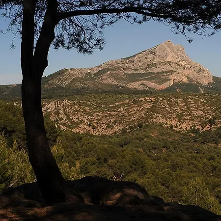 De Charme Clim 37m2 T1 De * Aix-en-Provence